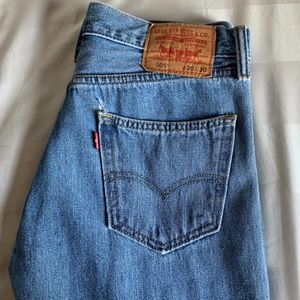Levi's 505 Medium Wash